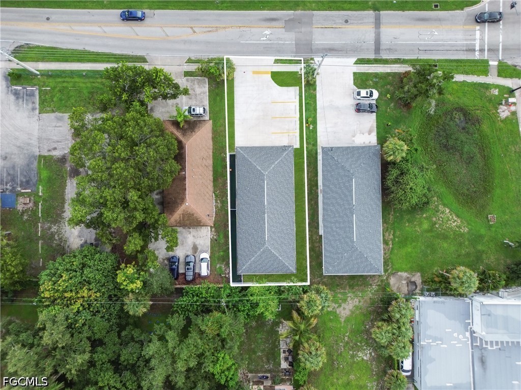 6 Bed Duplex for Sale in Fort Myers, photo 10