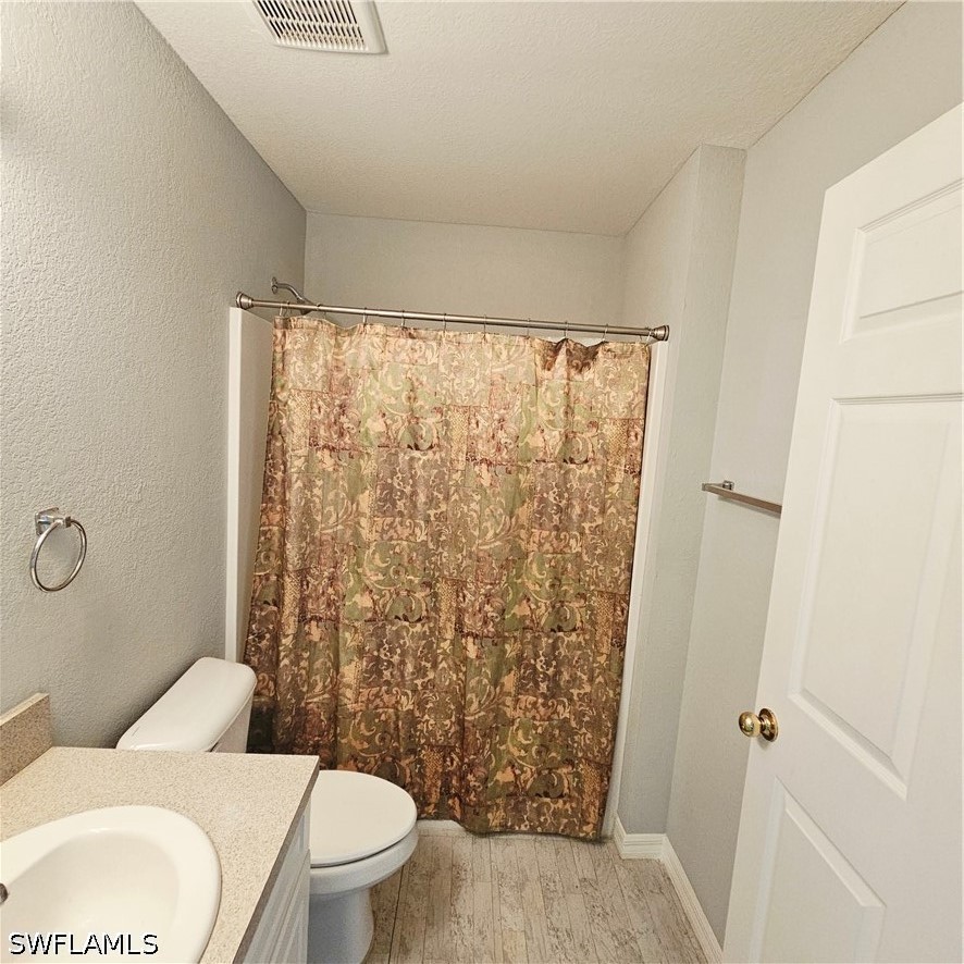 3 Bed SingleFamilyResidence for Sale in Lehigh Acres, photo 10
