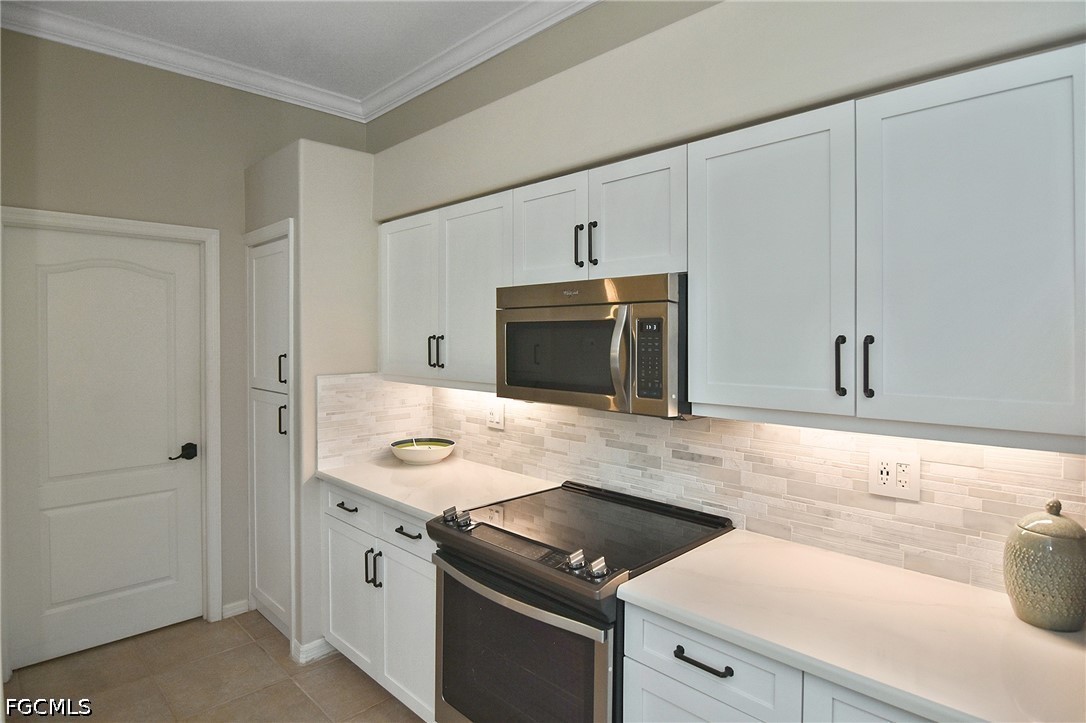 2 Bed Waterfront Home for Sale in Lakemont, photo 10
