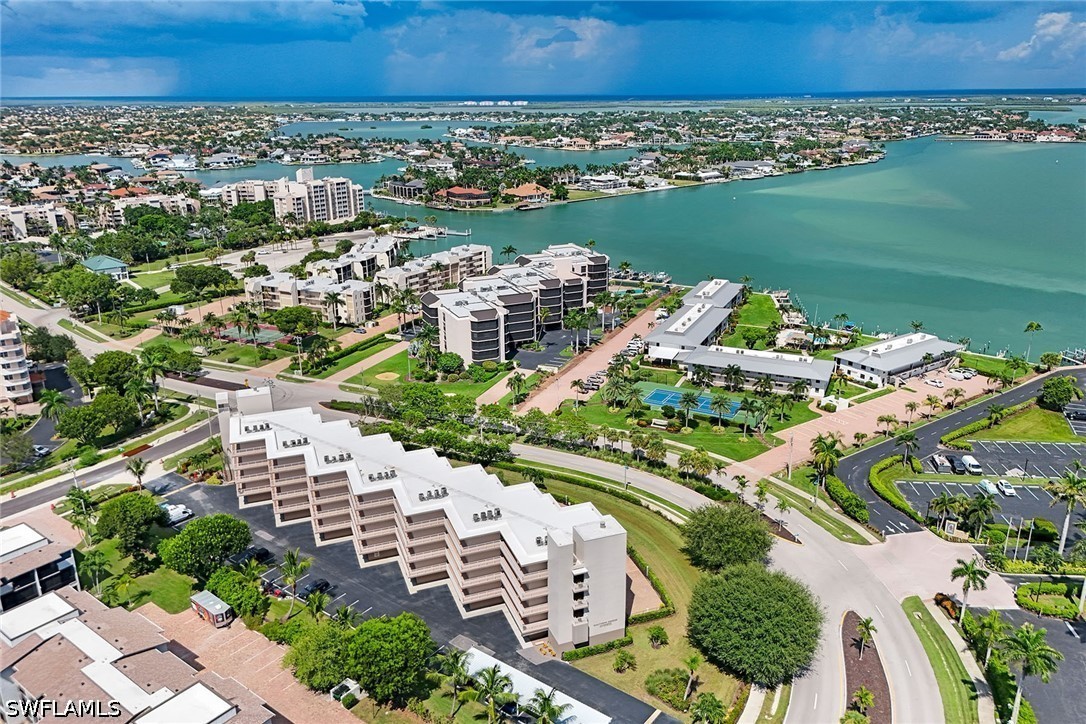 3 Bed Condominium for Sale in Marco Island, photo 10