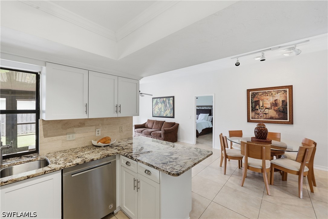 3 Bed SingleFamilyResidence for Sale in South Pointe, photo 10
