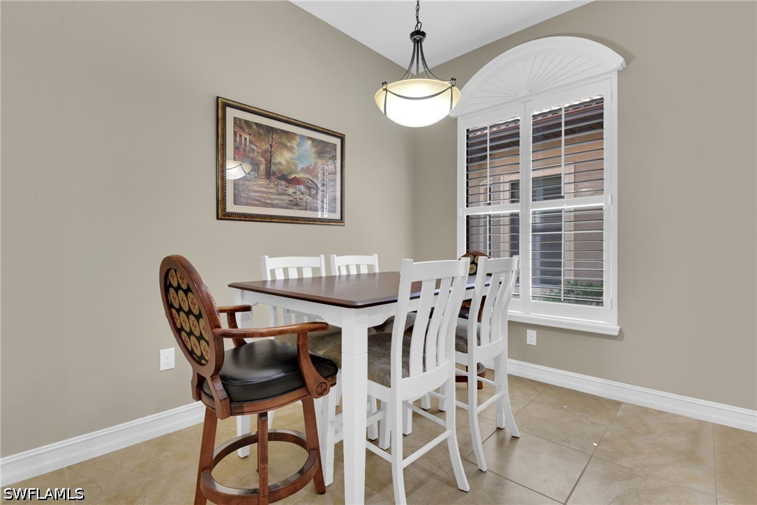 3 Bed Pool Home for Sale in Moorgate Point, photo 10