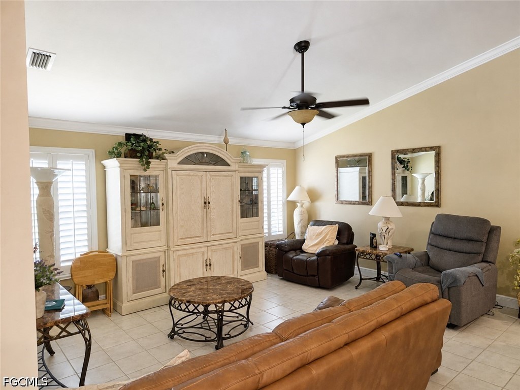 4 Bed Pool Home for Sale in The Grove, photo 10