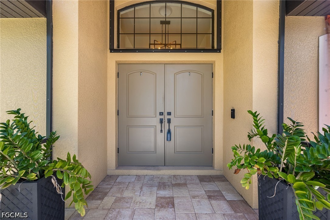 3 Bed Pool Home for Sale in Cape Coral, photo 10