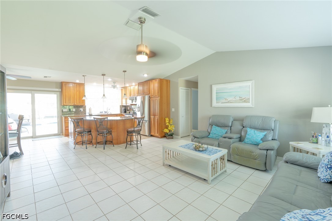 3 Bed Pool Home for Sale in Not Applicable, photo 10