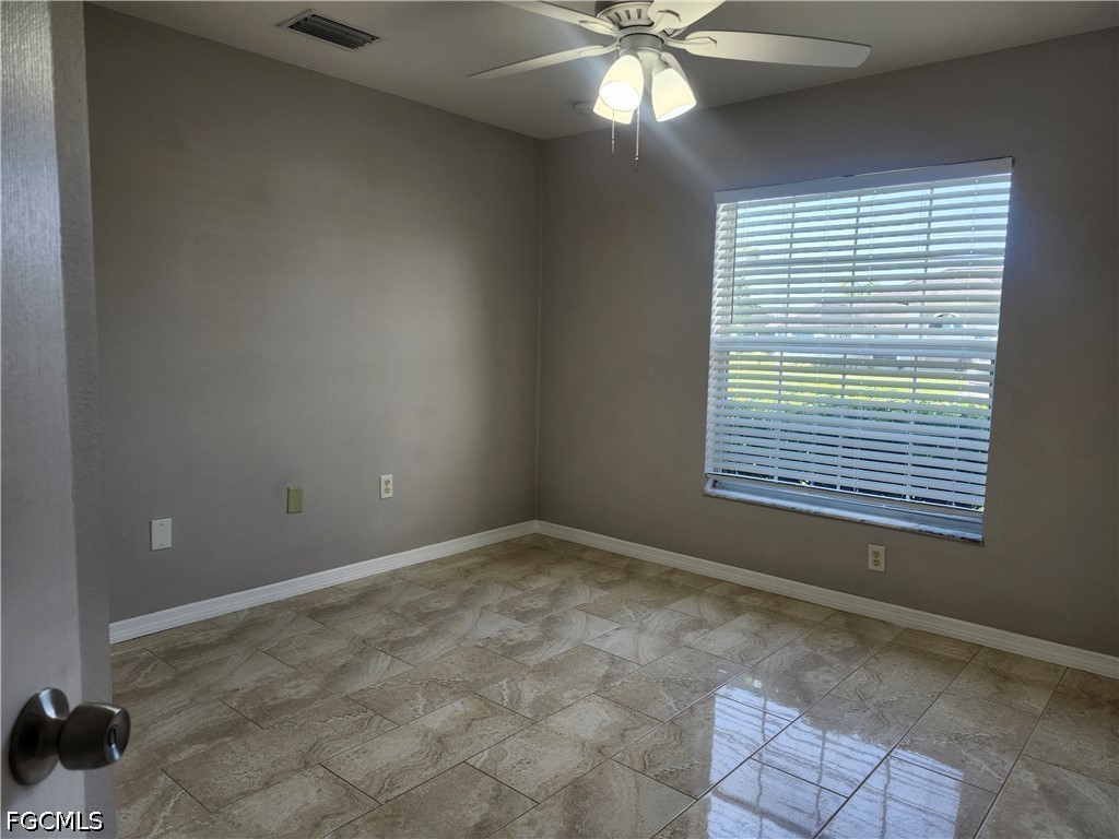 4 Bed SingleFamilyResidence for Sale in Cape Coral, photo 10