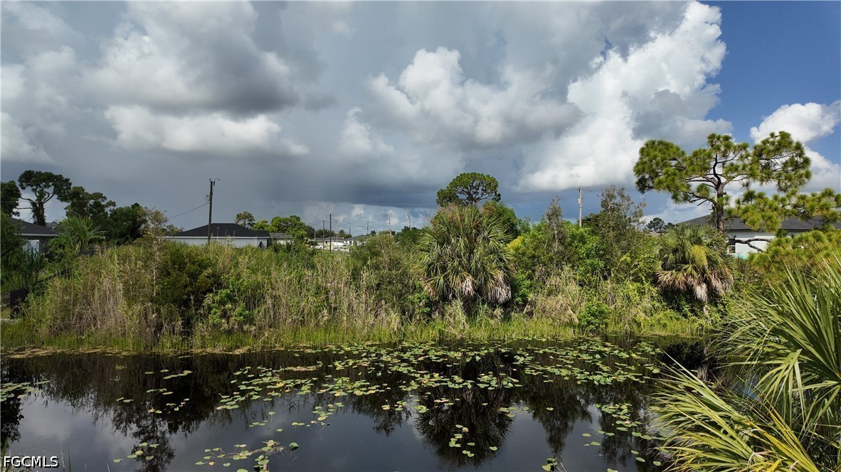 Waterfront Home for Sale in Cape Coral, photo 10