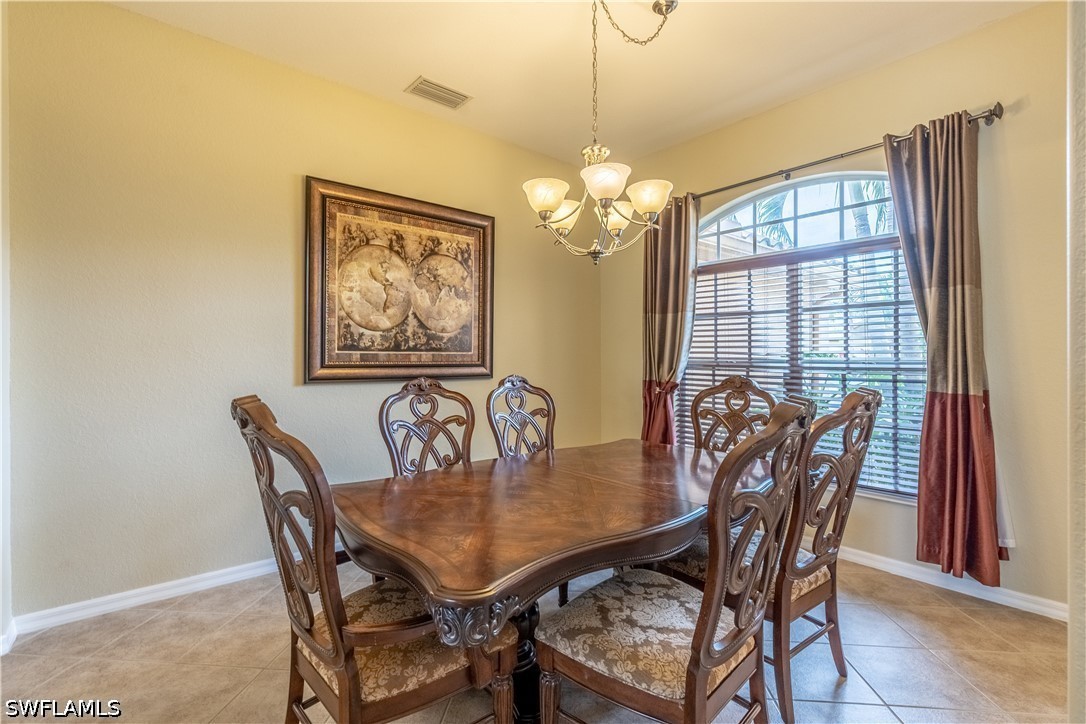 4 Bed Pool Home for Sale in Stoneybrook, photo 10