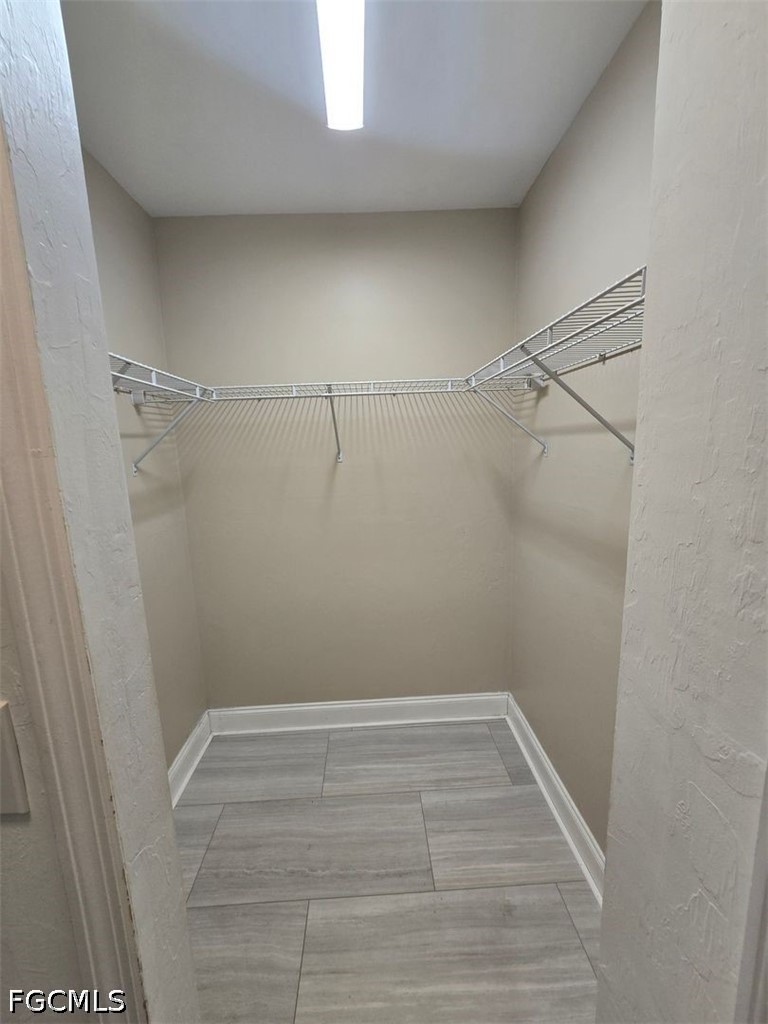 3 Bed SingleFamilyResidence for Sale in Cape Coral, photo 10