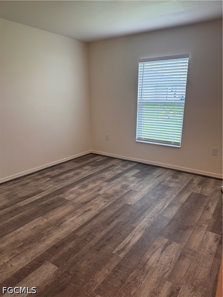 3 Bed SingleFamilyResidence for Sale in Cape Coral, photo 10