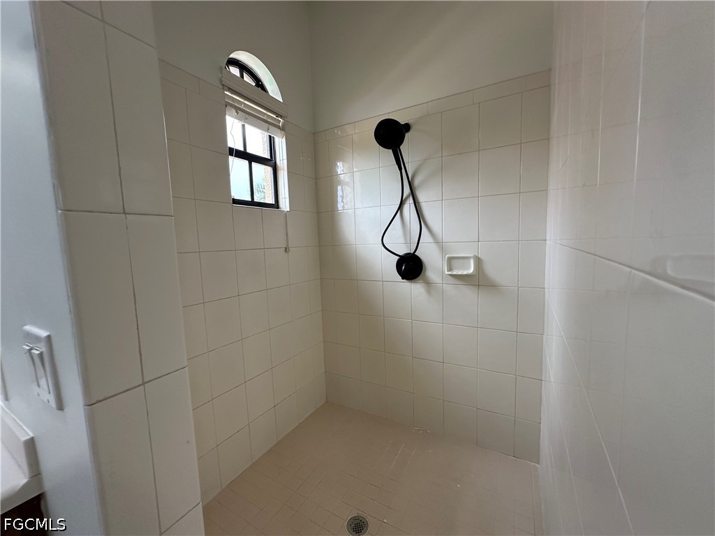3 Bed Condominium for Sale in Tuscany Villas, photo 10