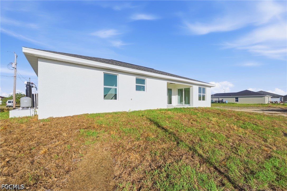 3 Bed Waterfront Home for Sale in Cape Coral, photo 10