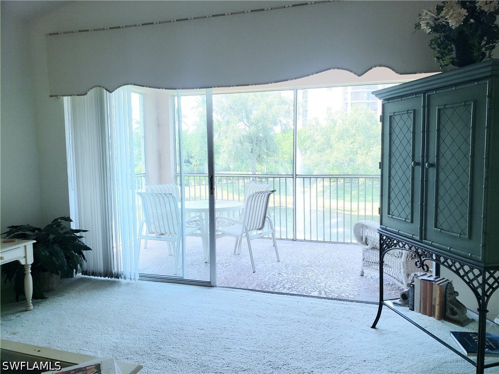 2 Bed Waterfront Home for Sale in Naples, photo 10