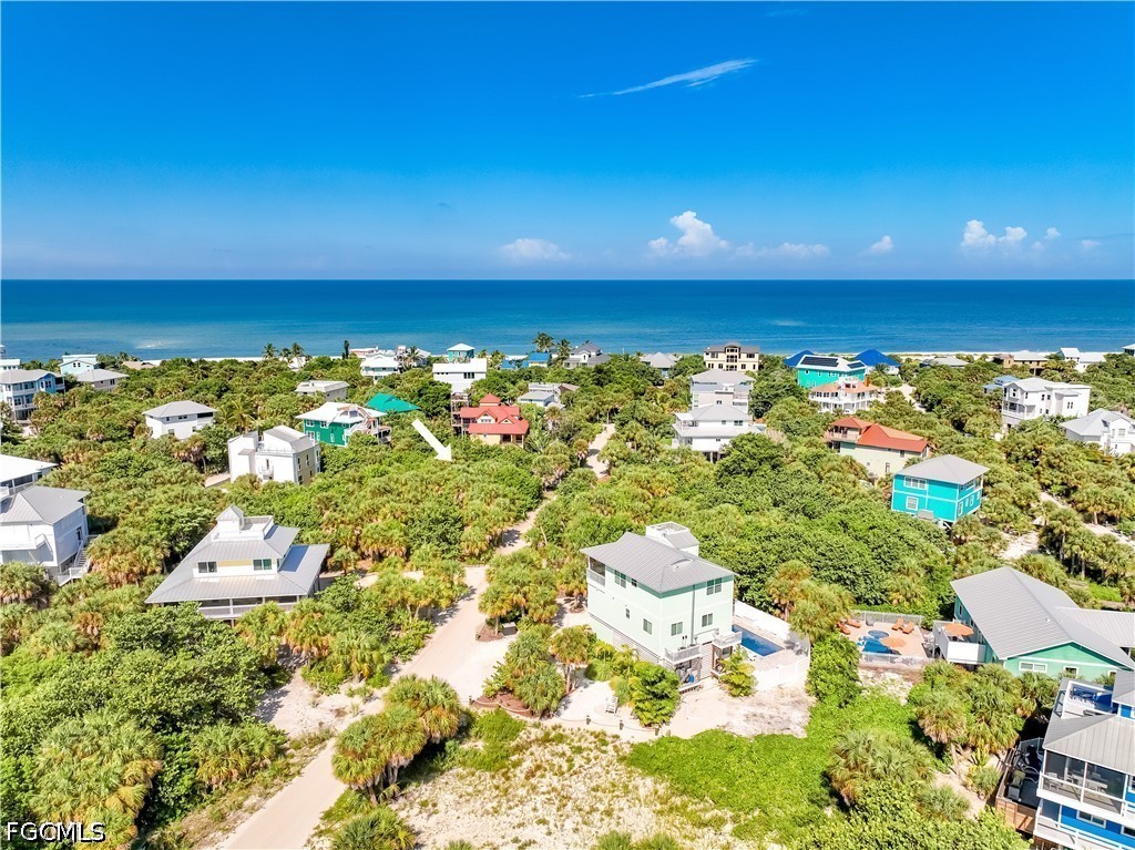 Residential for Sale in Upper Captiva, photo 10