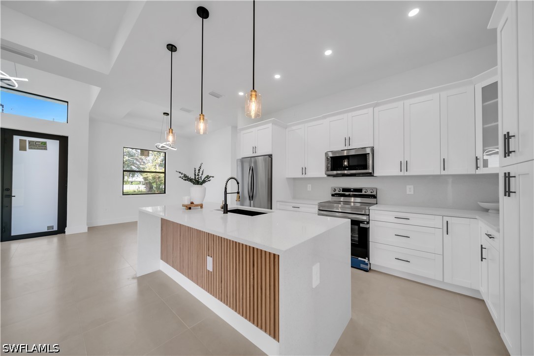 3 Bed SingleFamilyResidence for Sale in Lehigh Acres, photo 10