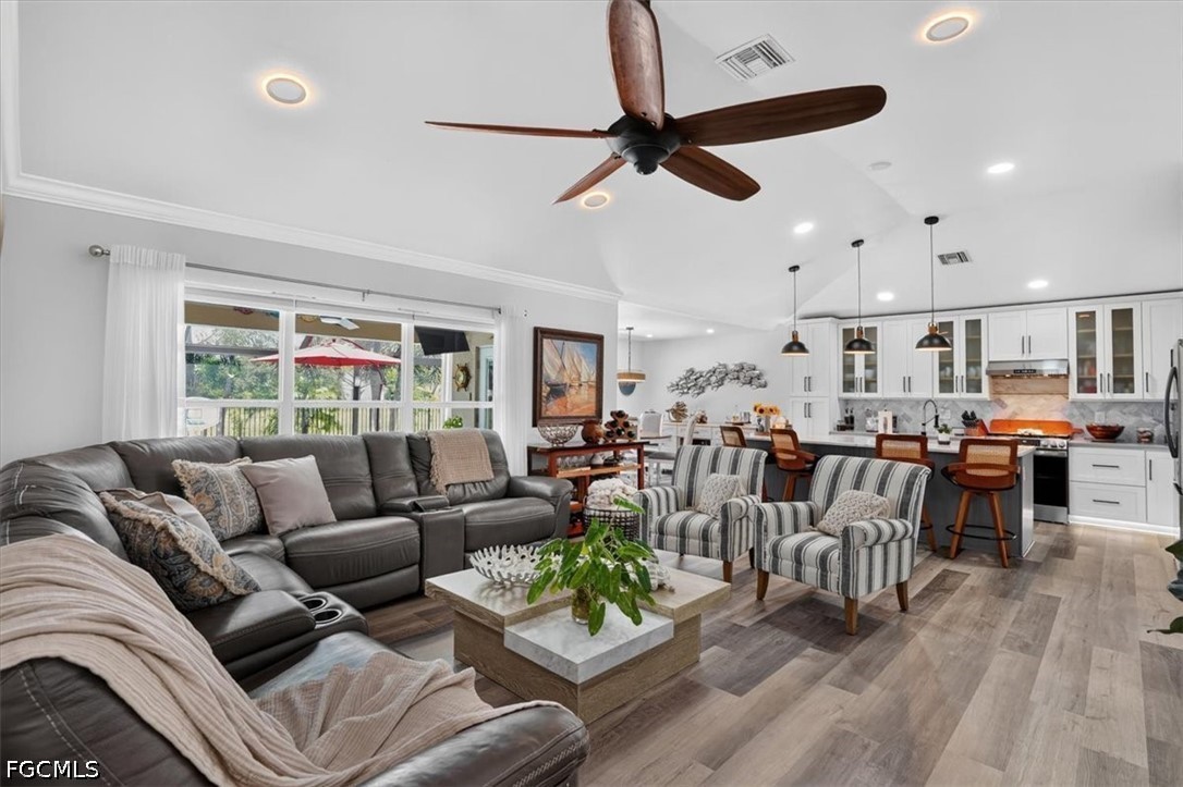 3 Bed Pool Home for Sale in Burnt Store Lakes, photo 10