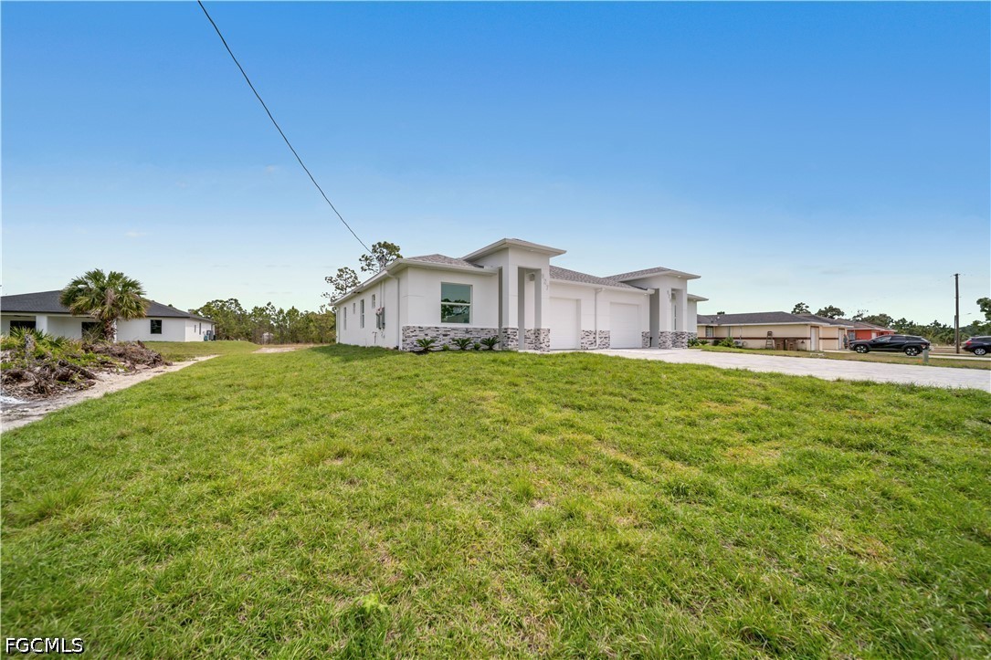 6 Bed Duplex for Sale in Lehigh Acres, photo 10
