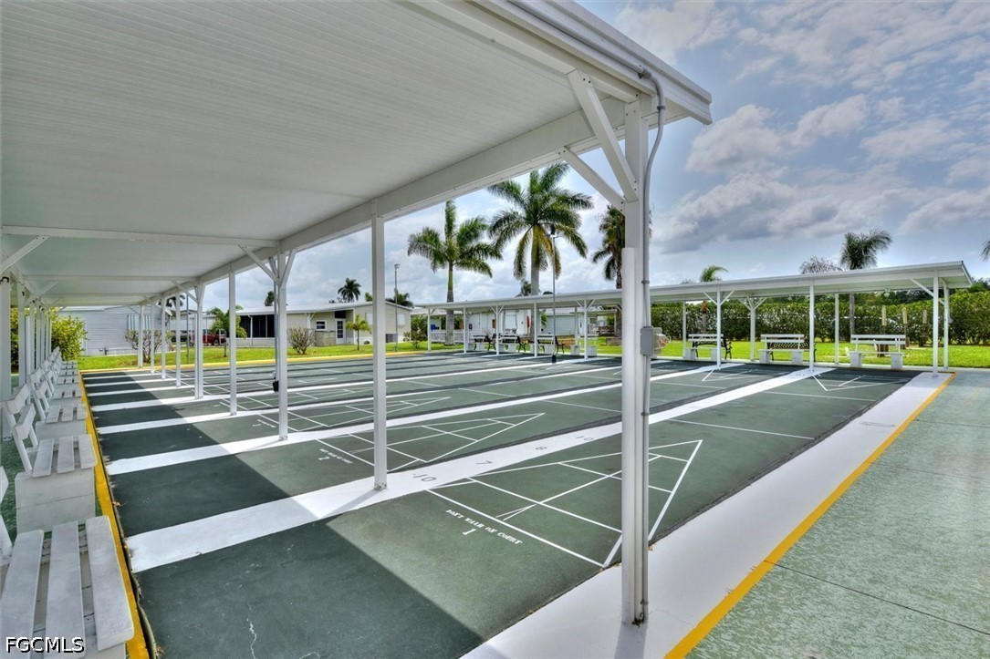 Residential for Sale in Fort Myers, photo 10