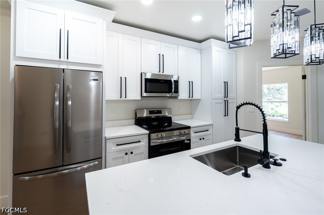 3 Bed Waterfront Home for Sale in Lehigh Acres, photo 10