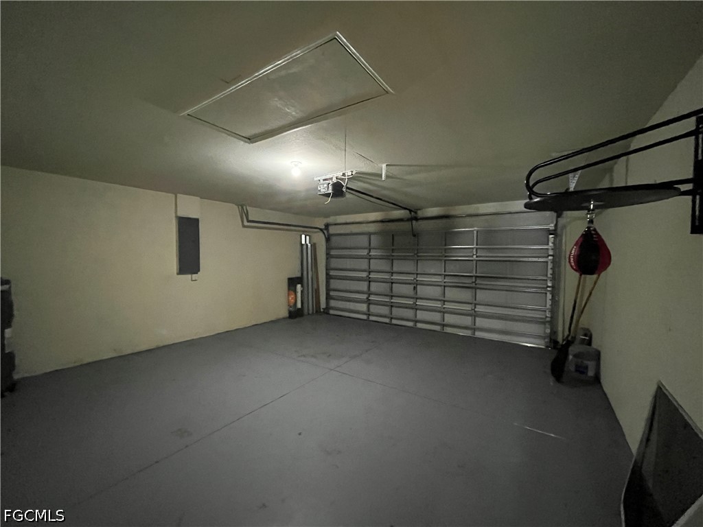 4 Bed SingleFamilyResidence for Sale in Cape Coral, photo 10