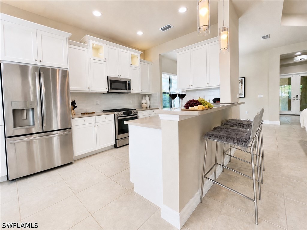 4 Bed SingleFamilyResidence for Sale in Naples, photo 10