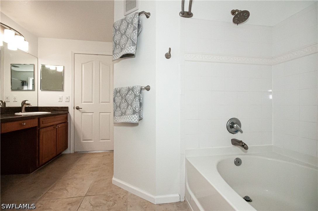 2 Bed Condominium for Sale in Positano Place, photo 10