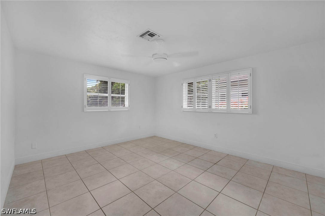 3 Bed Pool Home for Sale in Moorings, photo 10