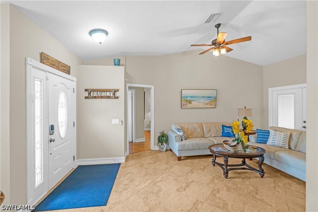 3 Bed SingleFamilyResidence for Sale in Naples, photo 10