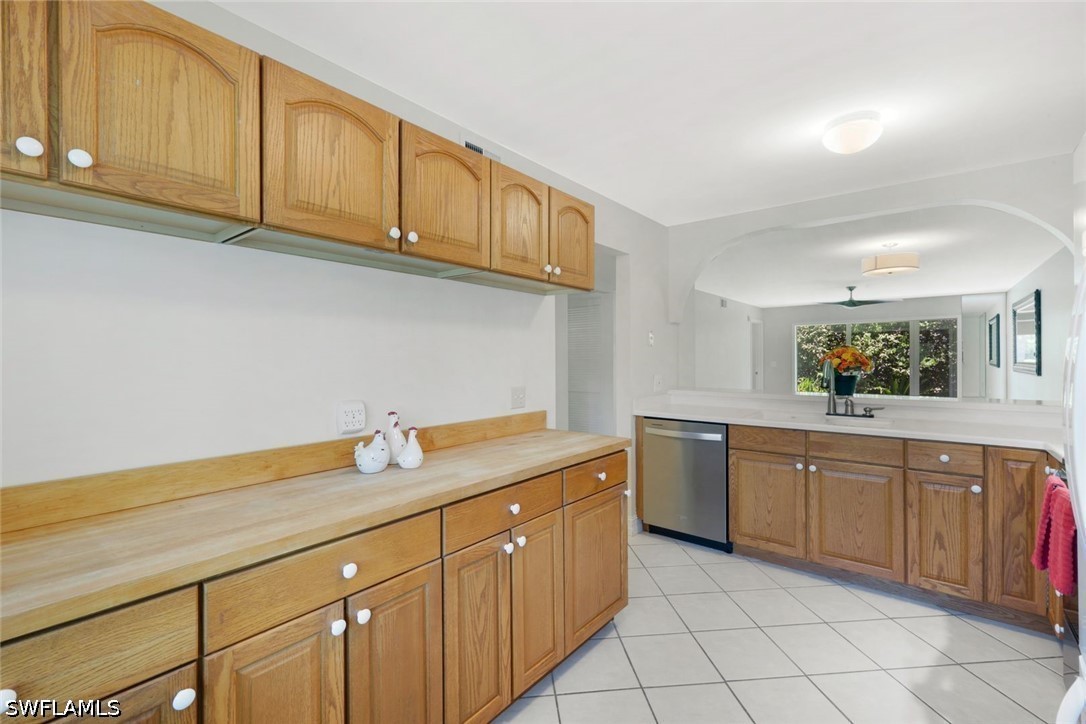 2 Bed Waterfront Home for Sale in Naples, photo 10