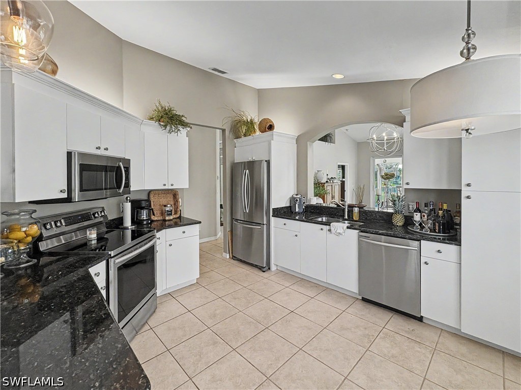 2 Bed Condominium for Sale in Naples, photo 10