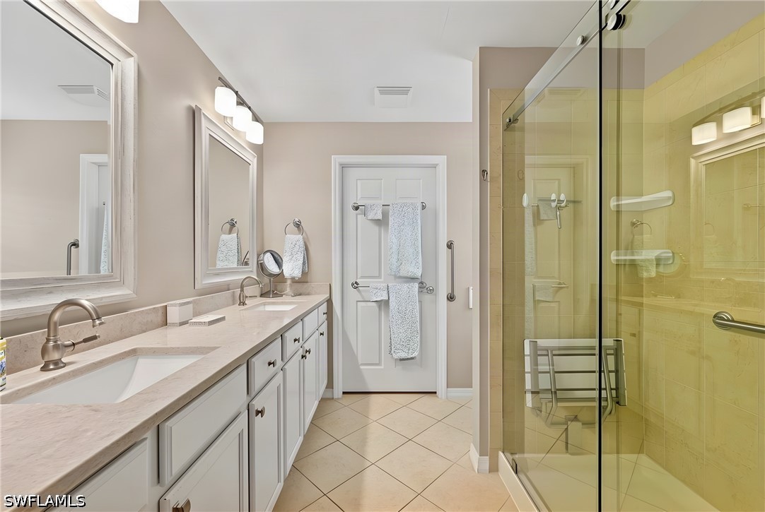 3 Bed Waterfront Home for Sale in Verona Walk, photo 10