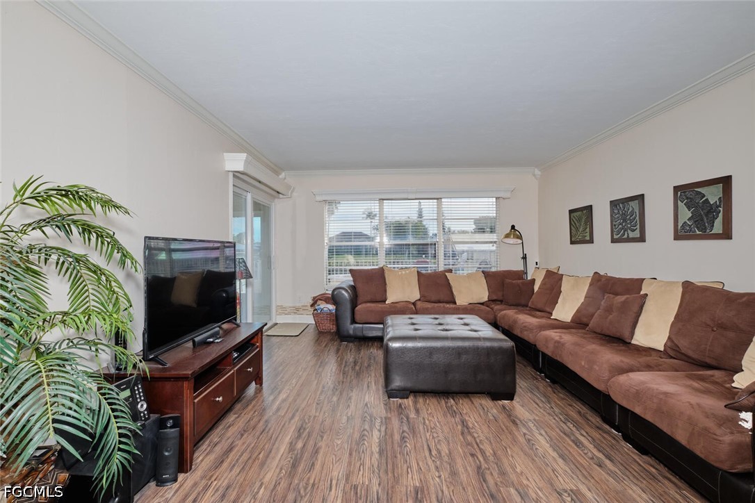 2 Bed Waterfront Home for Sale in Cape Coral, photo 10